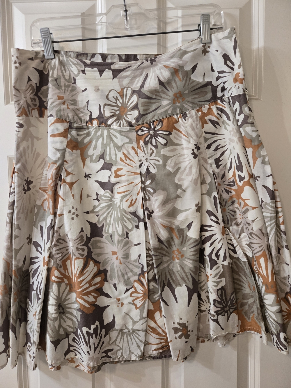 Floral A-Line Midi Skirt in Cream, Taupe & Rust - Picture 1 of 3